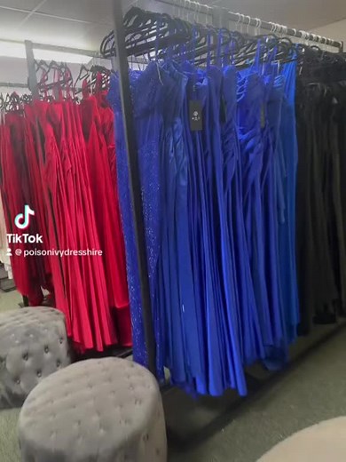 Come check out Poison Ivy Dress Hire 🫶🏼 Over 600 dresses to choose from ! #designerdress #poisonivydresshire #schoolballs #rent #rentadress ##clothesforrentperth #dresshire