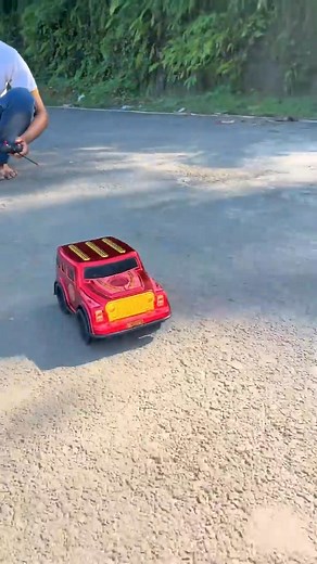 Rc remote control jeeps Unboxing and testing #shortsvideo #viralshortsreels #shortsvideo #viralshorts #remotecontrol #car #RC #trendingreels #radcolourrack #unboxing #testing #rccars | Kamlesh toys review | Facebook