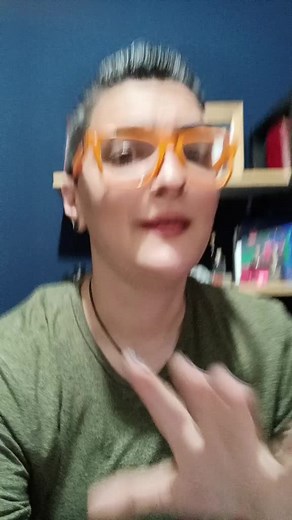 Effective Communication Through Hand Gestures Explained