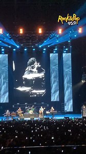 8.8K views · 301 reactions | Andrés Calamaro (@a_calamaro) en el Movistar Arena. 落Un show increíble con himnos de todas las épocas. @pablitolescanook de invitado y un homenaje a Ricardo Iorio. #fmRockAndPop #NosGustaElRock | Rock & Pop | Facebook