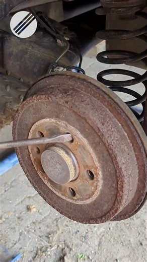 717K views · 6.4K reactions | How to repair a broken drum brake | Topspeedgermany | Facebook
