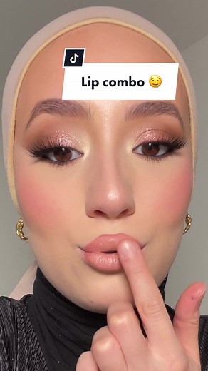 Obsessed with Pink Lipsticks: Lip Tutorial and Overlining Tips