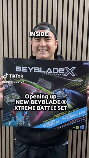 Unboxing the Beyblade X Extreme Battle Set