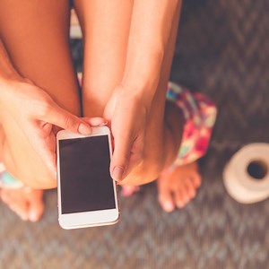 Why You Absolutely Should Not Bring Your Cell Phone Into the Bathroom