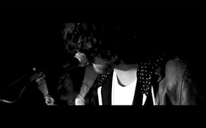 Compassion Fatigue // Out Now // https://GLUM.lnk.to/compassionfatigue GLUM - 'Hollow' Produced: Ben Hampson & GLUM Mixed: Alex Newport https://youtu.be/aD2IRO-ARNE | GLUM