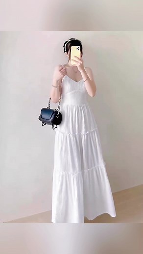 “Girls, if you’re looking for the PERFECT dress this summer…” 🌞☁️ Lightweight. Stretchy. Super flattering. 💃 From errands to dates, this dress does it all! 🖤🤍 Black or white – what’s your vibe? 🛍️ Now trending on TikTok PH! 📦 COD available | Limited stocks only!#terno #pink#waterproof #summer