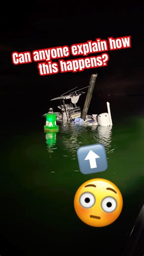 Center Console Boat mysteriously lands on pylon- #boat #shorts #fishing