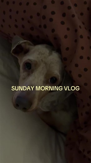 Sunday Morning Vlog: Pilates and Cozy Gift Ideas