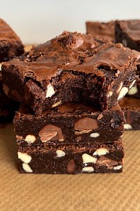 Super Fudgy Triple Chocolate Brownies