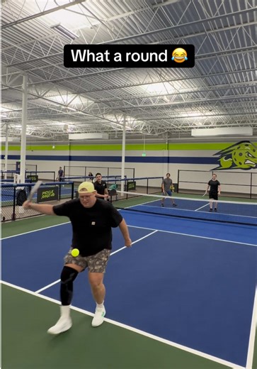 Chaotic, but fun. 🤝 #pickleball