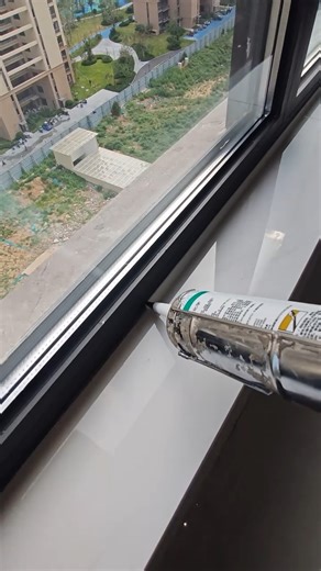 Silicone Sealing a Window | ManMade