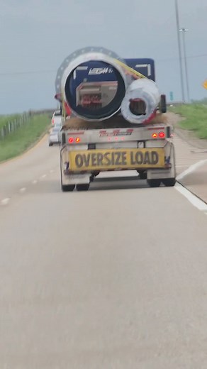 🧐👀Is this load secured properly ⁉️ #learning #safteyfirst #cdldriver #cdllife #18wheeler #bigtrucks #security #safetymatters #safedriving #safteytips #safety #safetytips #SafetyIsOurPriority #safetytraining #safety #safteyfirst #inspection #safteyfirst #safteytips #cdllife #cdldriver #interstate #driving #bigtruck #freight #transportation #safetyfirst #18wheelerlife #Secured #securedload #bigtruck #interstate #safetravels #freightlife #cdldriver #CDL #cdltraining | Erica Davis Henderson