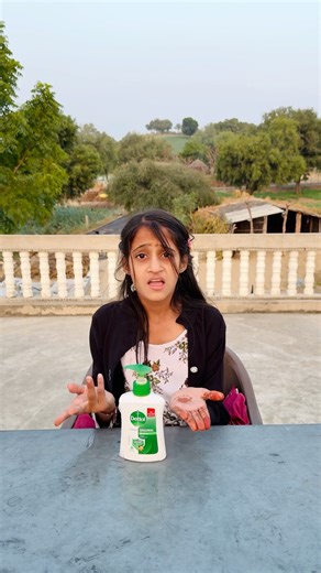 Smiti Ko Liquid Soap Use Korna Sikhna Hai 😂😂#shorts #trending