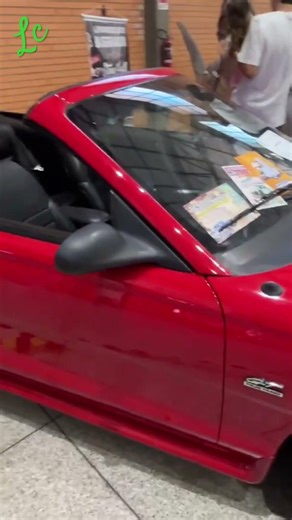 Mustang 1995… clássico V8! #lcgaragers #carrosantigos #mustanggt