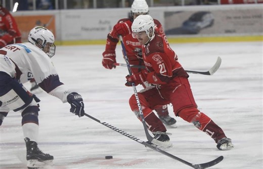 U-20-Kapitän Aleandro Angaran rückt bei den Meister-Eisbären ins Profiteam auf