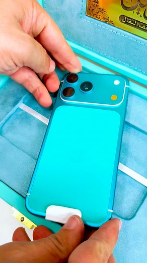 41K views · 1.2K reactions | iPhone 17 Pro Max  New Color 冀 #اللون_تركوازي 冀冀 للحجز على اللون الأخضر الجديد عبر الواتس اب : 0917221111-0917551111 | شركة الوكيل للهاتف النقال | Facebook