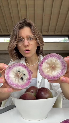 Trying Exotic Star Apple, a Light and Milky Fruit | Taste Review