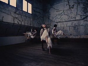 ena mori - La Loba (Official Music Video)