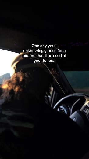 d1tristy (@d1tristy)’s video of halo death pose