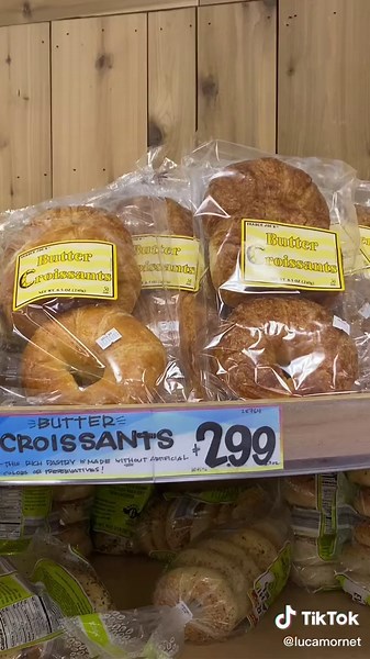 gradually becoming a angry French man🤨 #french #nyc #traderjoes #groceries