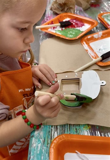 Free Home Depot Kids Craft Workshop: Leprechaun Trap