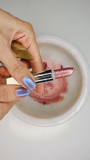 505K views · 5.9K reactions | Coloring Slime with CutePurplePink勺癩Makeup! Part1 #asmr #satisfying #makeupslime #oddlysatisfying #makeup #lipstick #lipstickslime #lipbalm #lipgloss #eyeshadow #mascara #pink #purple #viral #apple #rabbit #bear #flower #glitter #asmrsounds | Elena.slimee | Facebook