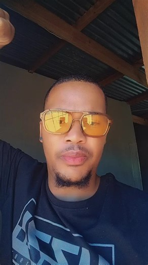 Roderick Voroshski Hoorneit (@roderick.hoorniet)’s videos with original sound - Roderick Voroshski Hoorneit