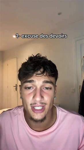 Comment savoir si un garçon t'aime à l'école