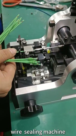 WI-2000 Wire stripping waterproof plug inserting terminal crimping machine