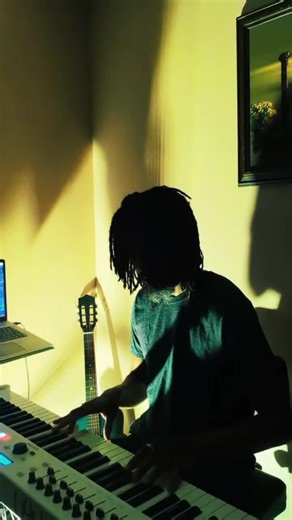 #DiscoverYourLIVEStage #DiscoverYourStage