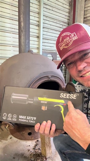 How to Use a Torch for Outdoor Lighting