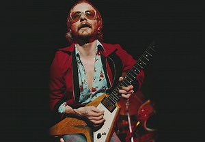 8 Biggest Forgotten Rock Bands