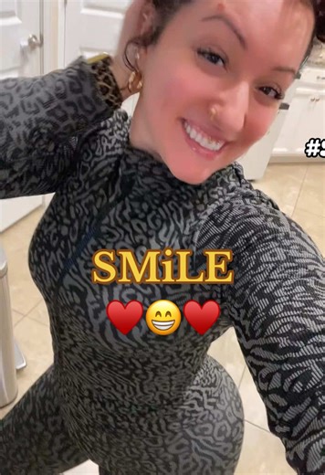 ✌🏻😁🩶 #Fyp #Smile #ForYou #ForYouPage #Trending #fypシ #Viral