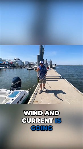 Let wind and current help you pull away from the dock 🌊 #Boating #DockingTips #LearnToBoat #HighlandsNJ #BridgeMarina | Bridge Marina, Inc.