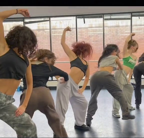 Slow Motion Amaria Dance Choreography