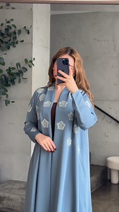 flamingo.design on Instagram‎: "متصدره المبيعات ماشاء الله ،، ممكن تتنفذ باغلب الالوان الشغل شك يدوي دقيق ونظيف 瑱 قماشها : كريب خفيف #اكسبلور"‎