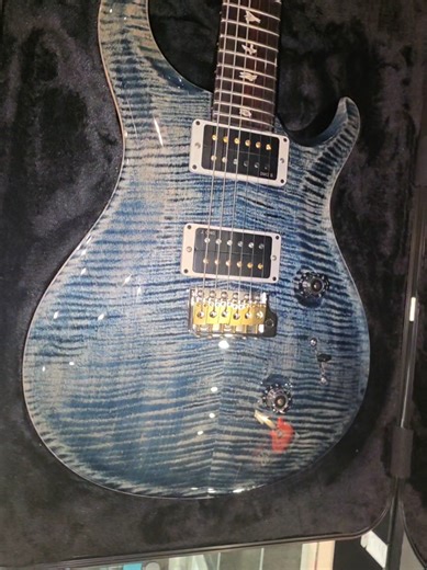Explore PRS Custom 24 Electric Guitar at Davis Guitar