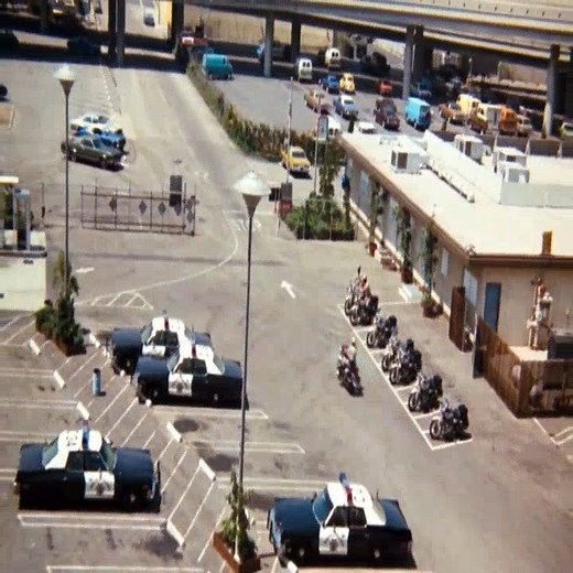 CHiPs Season 4 Episode 18 – The Hawk and the Hunter #P10 | Com