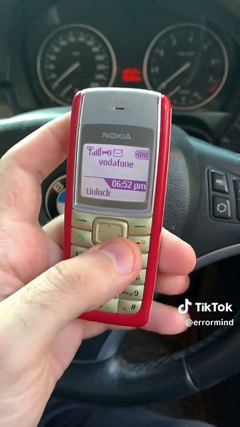 Exploring the Nostalgic Nokia 1112: Vintage and Retro Memories