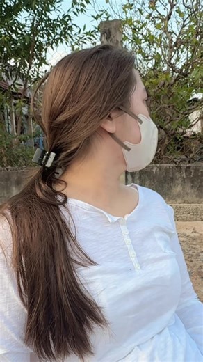 - Thiệt không ta @@