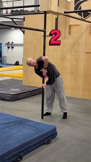 Clutch Flag Tutorial 😱 Step-by-Step (Beginner Friendly) #shorts