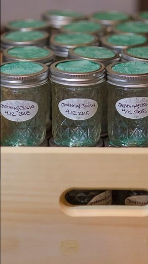 Easy DIY GlassMason Jars project for wedding favors: ￼ homemade country chic wedding #weddingdiy