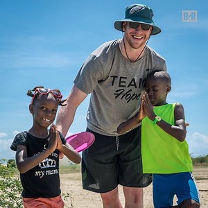 100K views · 324 reactions | These NFL stars are spending their offseason giving back  | Bleacher Report | Facebook