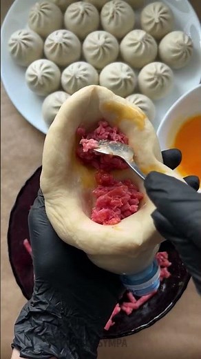 Astuce géniale : faire des raviolis avec une bouteille en plastique 🥟👌