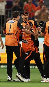 73K views · 3.2K reactions | Scorched  Ashton Agar produced one of the great Big Bash run outs at Perth Stadium! #BBL14 | BBL | Facebook