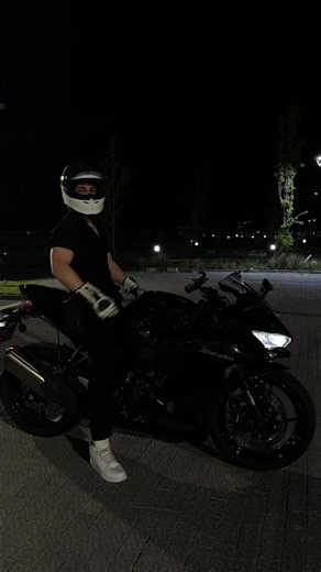 Hahahahh #fyp #darkaesthetic #motorcycle #bikerboy #kawasaki | Motorcycle