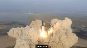 Elon Musk's Starship dramatically explodes in second launch attempt