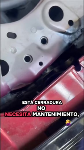 Hola buenos días aquí tienes estas opciones para tu vehículo 🔹 *Cerradura Gancho Reforzada Pesada* Pesa más de medio kilo sistema de acero inoxidable lleva 2 llaves en cruz de acero inoxidable no se puede replicar son únicas con triple combinación eso quiere decir que cada lado tiene código diferente que lo vuelve bien segura no necesita mantenimiento soporta agua y altas temperaturas, va fijado con Platina de 5 mm de espesor que bien gruesa, que lo vuelve una bóveda tu capot es Anticizalla, An