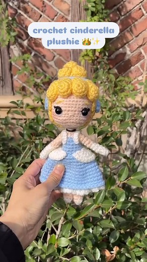 Chelsea ♡︎ on Instagram: "cinderella crochet plushie !! she’s my favorite disney princess !! i loved all of her movies so much (especially the third one) !! her movies always felt so nostalgic and magical 👑✨ this has to be one of my favorite plushies 🥹🫶🏻 her hair and ball gown design was so unique !! i also loved all the songs in the movies too !! i found this pattern on ravelry !! there were so many free princess patterns on there !! make sure to check them out if you’re interested in croch