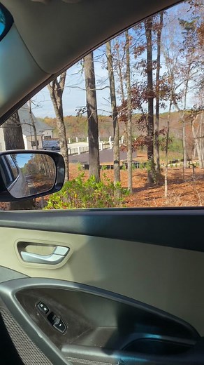 Its the loop de loop driveway for meeee. ITS ANOTHERRRRR HOUSE H*E #fypシ゚viral #fyppppppppppppppppppppppp #yourfavorite #houseoftiktokok #househoewithartie #househoewithartieshow #househoesoftiktok